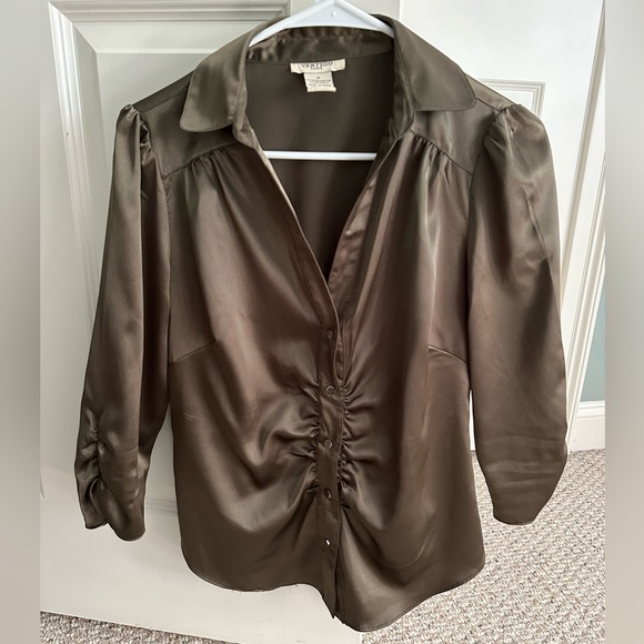 Vertigo Paris Button Blouse - Picture 1 of 3